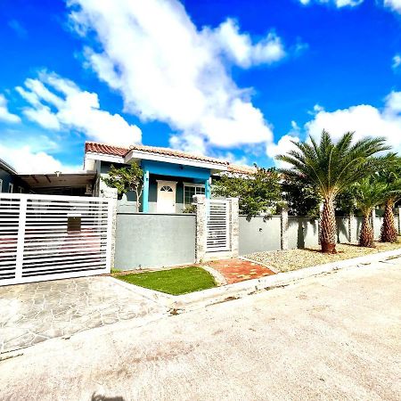 La Casita Torres Vila Oranjestad Exterior foto