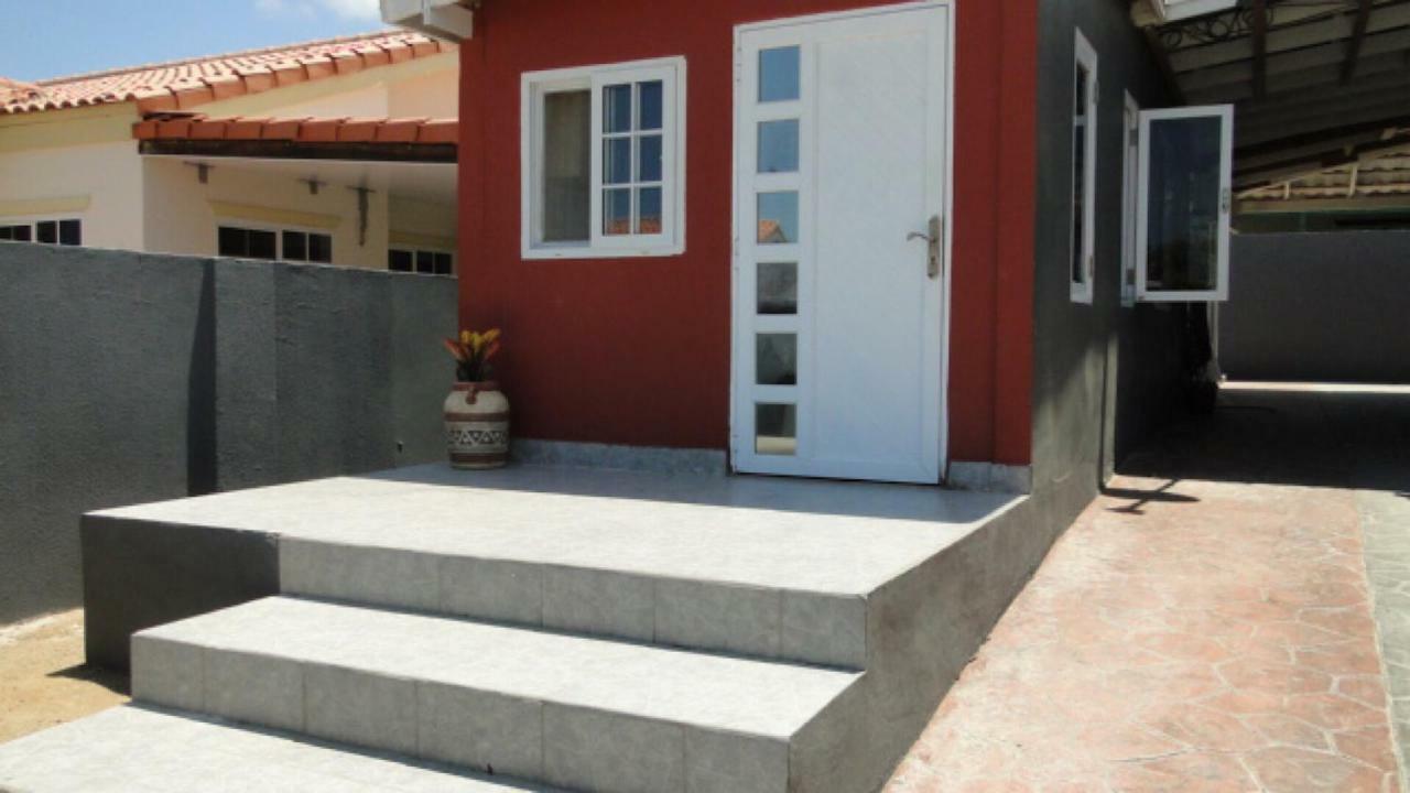 La Casita Torres Vila Oranjestad Exterior foto